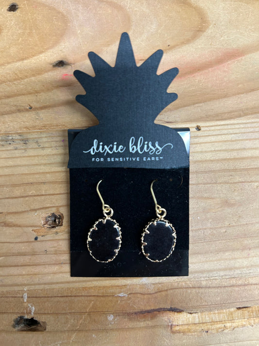 True in Black Onyx Gold Earrings