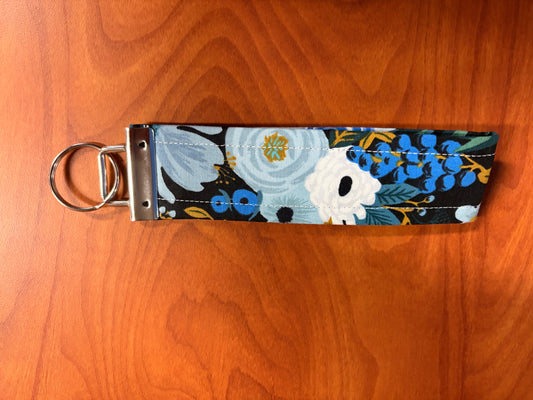 Blue floral keychain