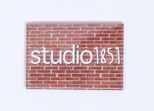 studio1851 Magnet